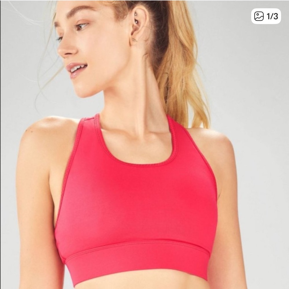 Fabletics Mila Medium Impact Vibrant Pink Sports Bra
